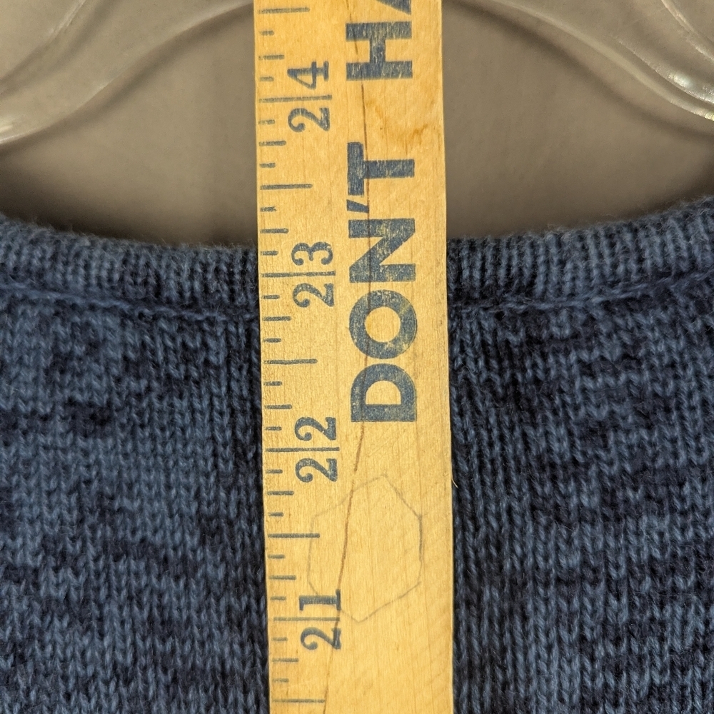 North Crest Sweater Vest Size 1X (14W/16W) Ice Skates, Trees, Snowflakes - Picture 13 of 14